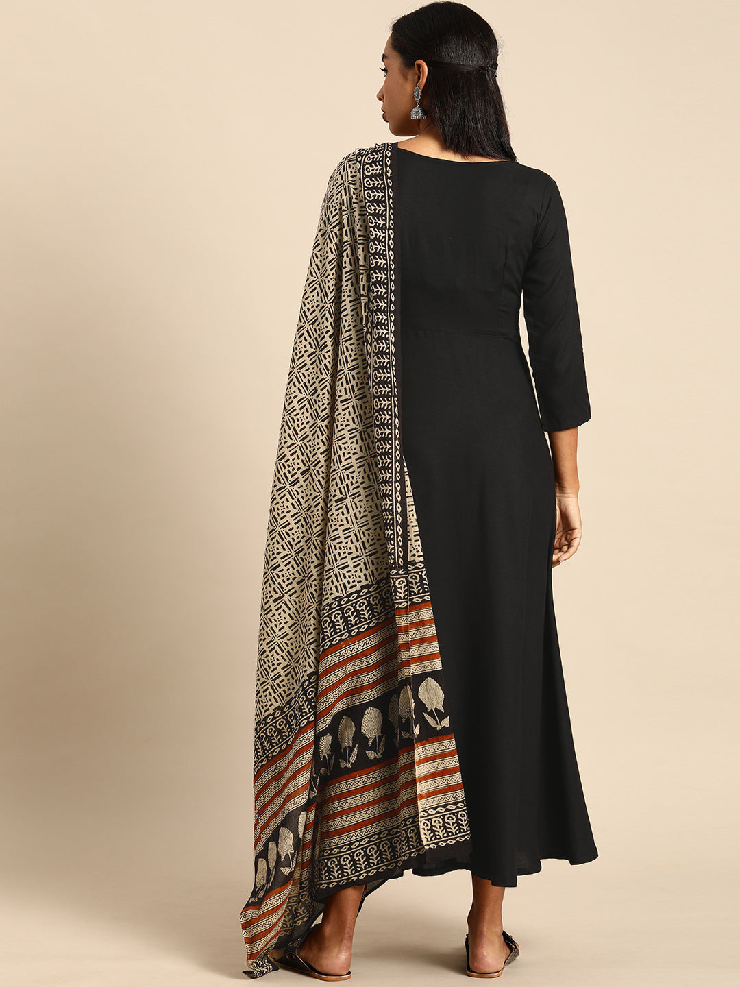 Black-Rayon-Solid-Flared-3-Piece-Kurta-Set