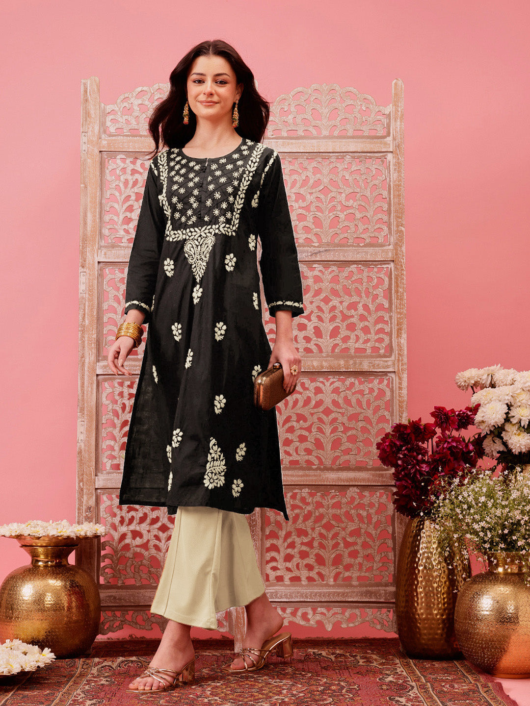 Black-&-White-Cotton-Embroidered-Chikankari-Kurta-Only