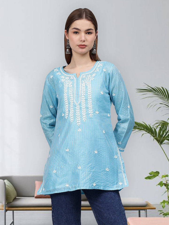 Blue-Chanderi-Embroidered-Chikankari-Tunic-With-Slip