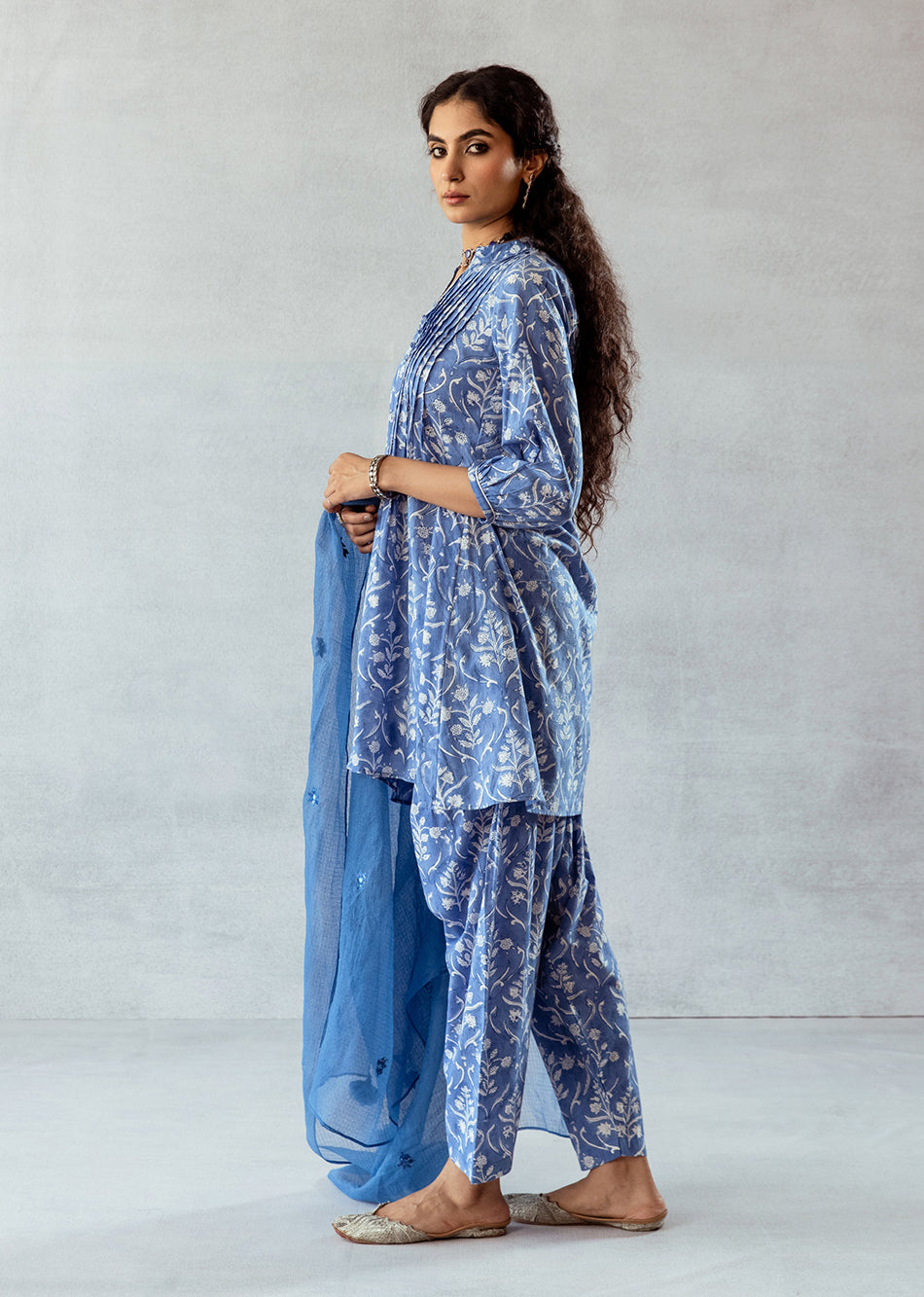 Blue-Cotton-Embroidered-3-Piece-Kurta-Set