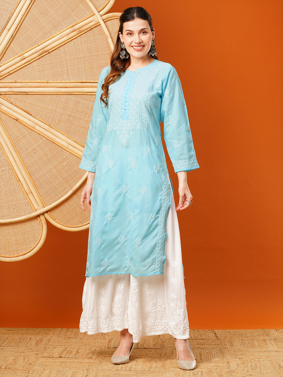 Blue-Cotton-Hand-Embroidered-Chikankari-Kurta