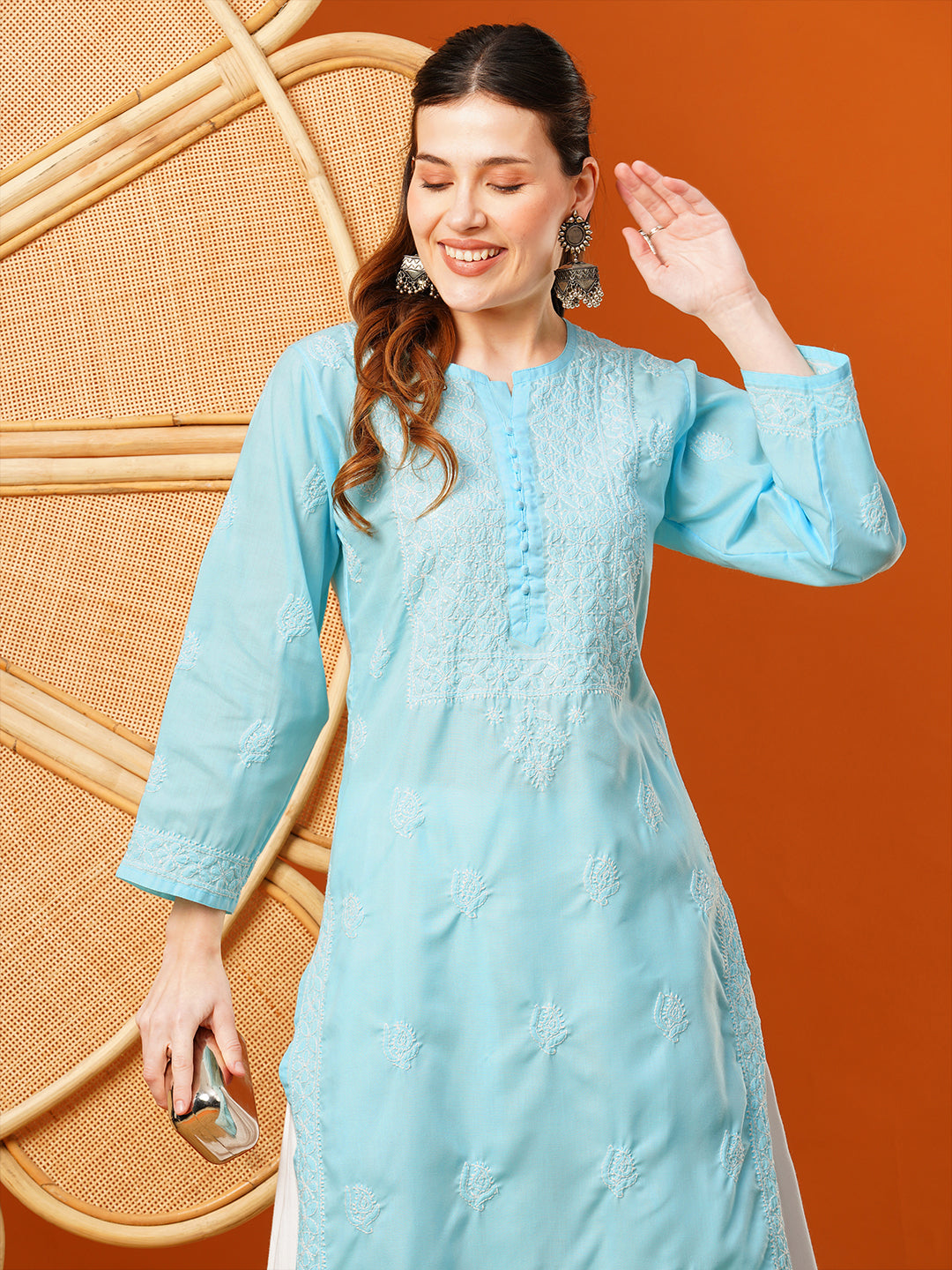 Blue-Cotton-Hand-Embroidered-Chikankari-Kurta