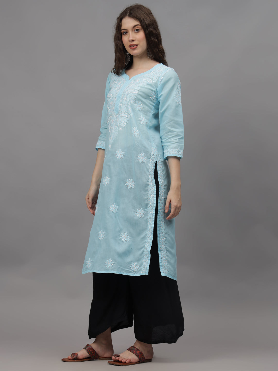 Blue-Cotton-Hand-Embroidered-Chikankari-Kurti