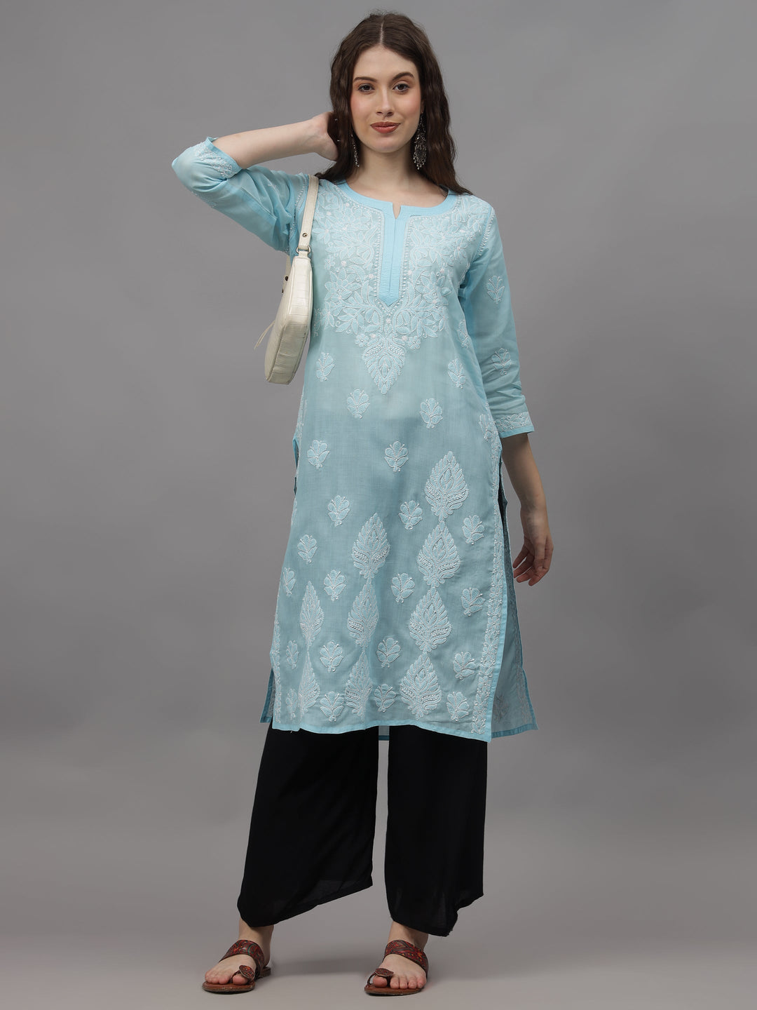 Blue-Cotton-Hand-Embroidery-Chikankari-Kurta