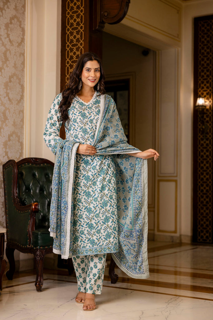 クルタ　ワンピースKurta 3 pcs set (XL) 2セット Blue and pink printed anarkali kurta set - set of three by