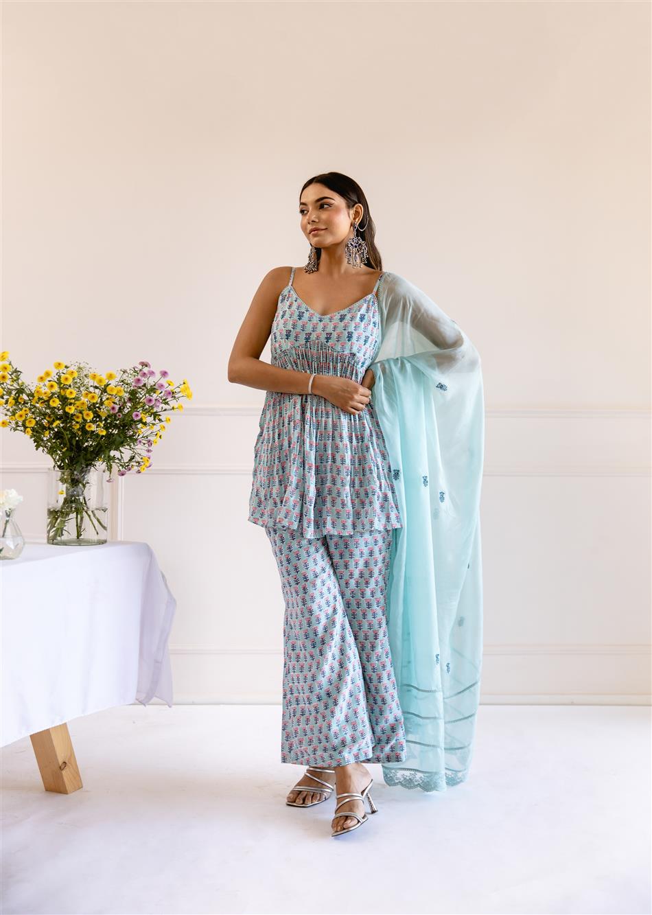 Blue-Muslin-Silk-Printed-Strappy-3-Piece-Kurta-Set