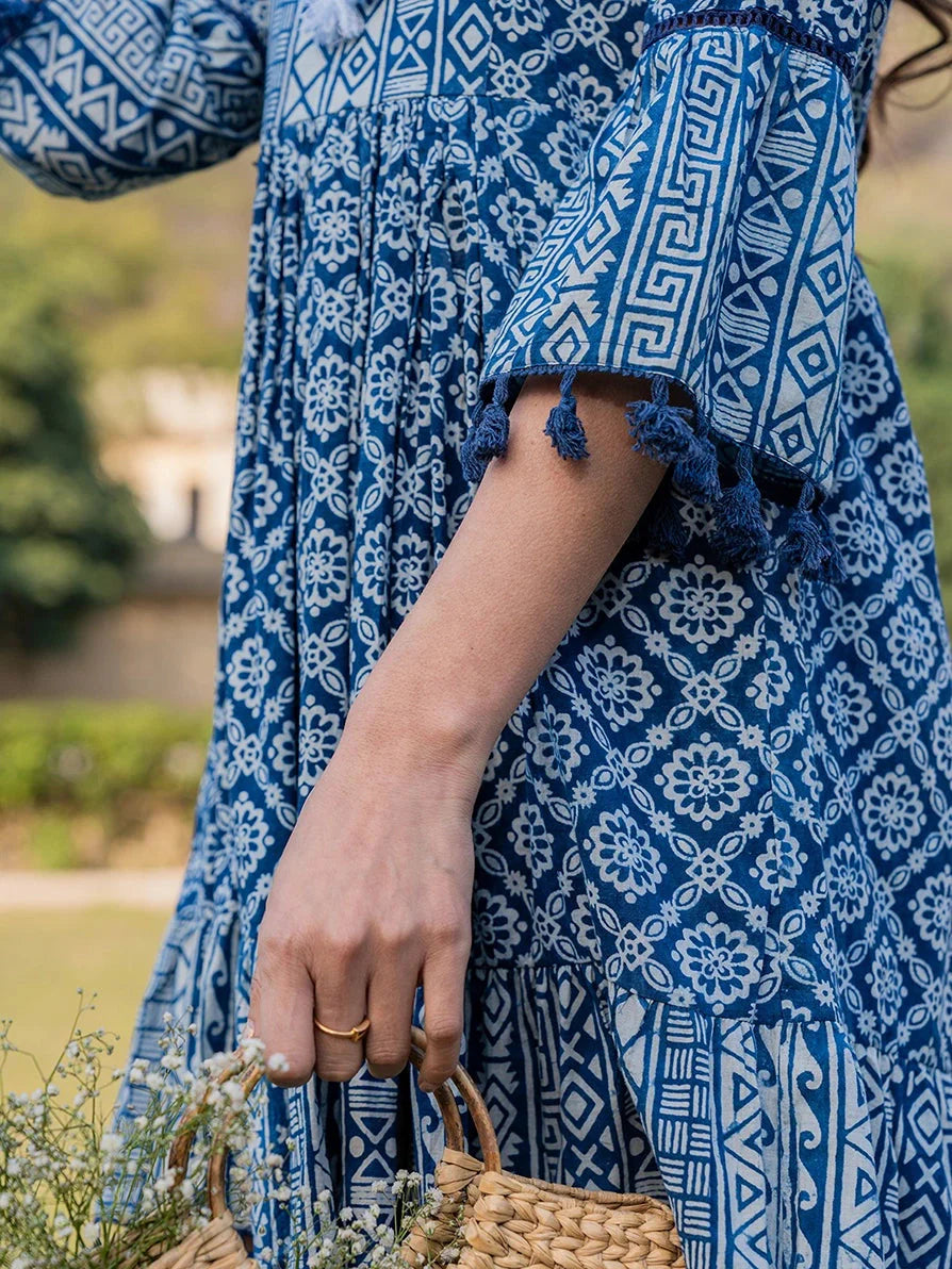 Blue-Cotton-Ethnic-Motifs-Less-Border-Tassels-Were-Dress