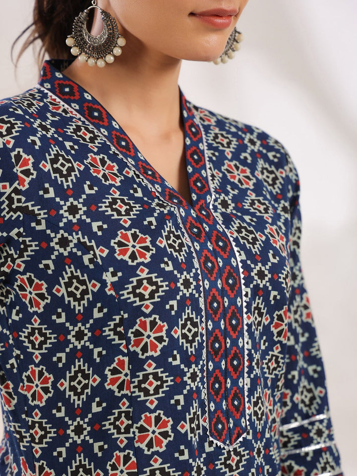 Blue-Cotton-Geometric-Print-A-Line-2-Piece-Kurta-Set