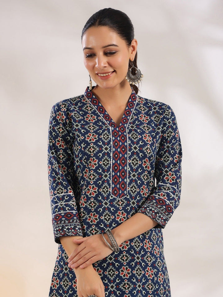 Blue-Cotton-Geometric-Print-A-Line-2-Piece-Kurta-Set