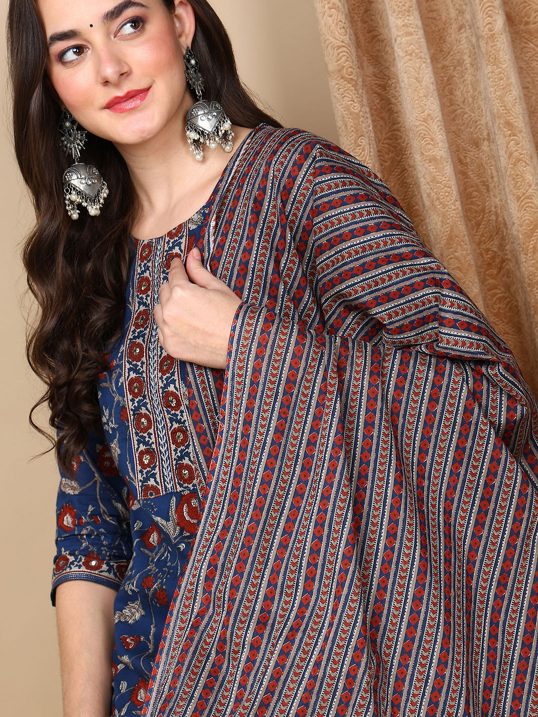 Blue-Rayon-Blend-Floral-Printed-Kurta-Trousers-With-Dupatta