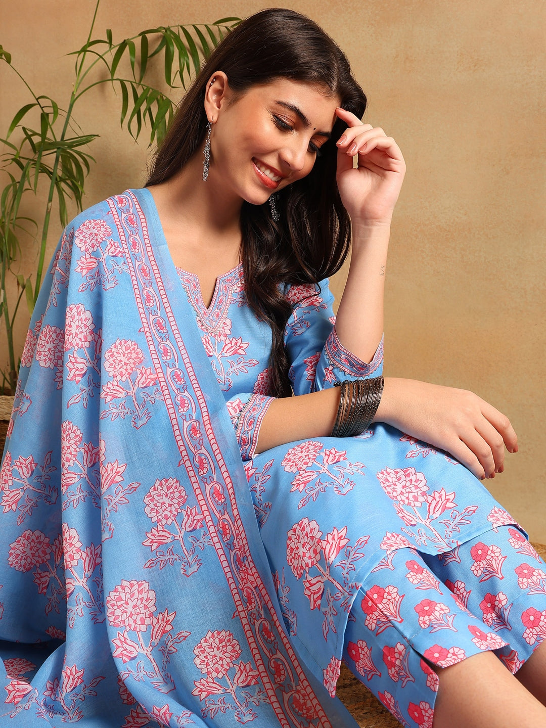 ZERESOUQ-Blue-Rayon-Blend-Floral-Printed-Straight-3-Piece-Kurta-Set