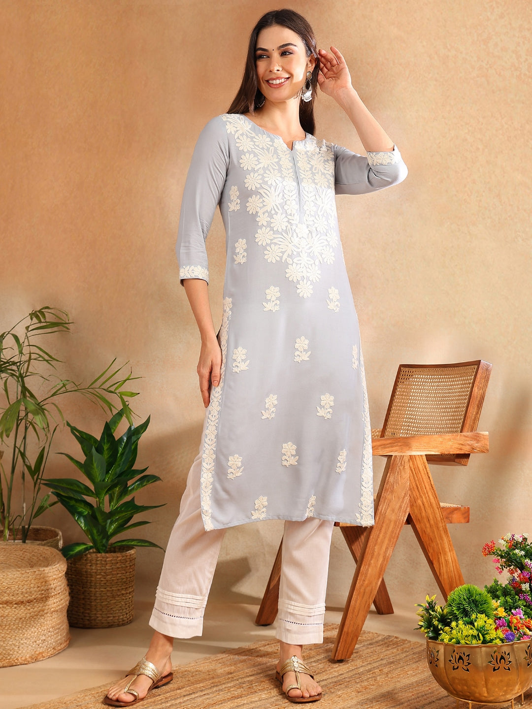 Blue-Rayon-Solid-Embroidered-Straight-Kurta