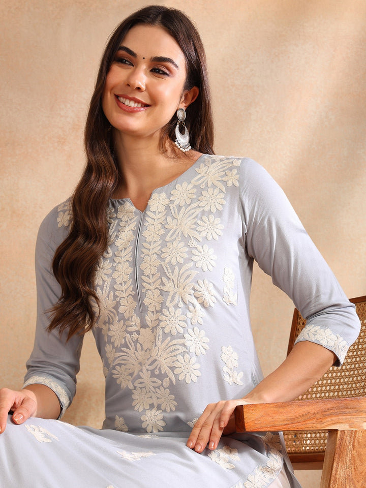 Blue-Rayon-Solid-Embroidered-Straight-Kurta