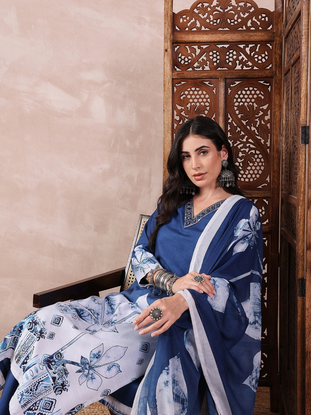 Blue-Silk-Blend-Abstract-Printed-3-Piece-Kurta-Set