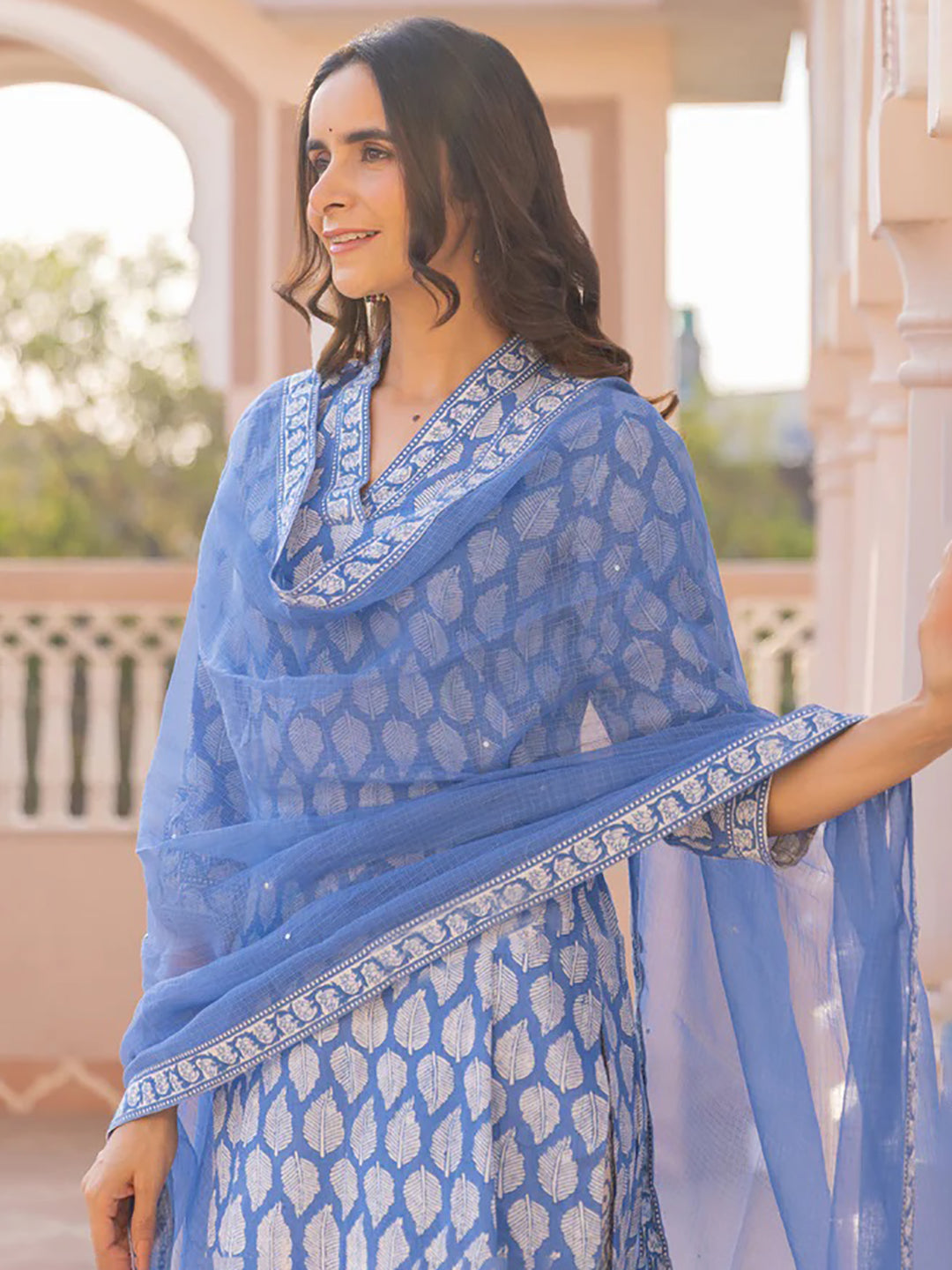 ZERESOUQ-Blue-Viscose-Rayon-Paisley-Print-Straight-3-Piece-Kurta-Set