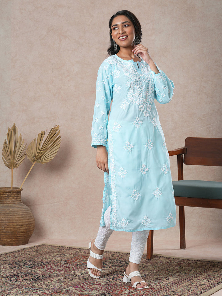 Blue-&-White-Cotton-Floral-Notch-Neck-Chikankari-Kurta