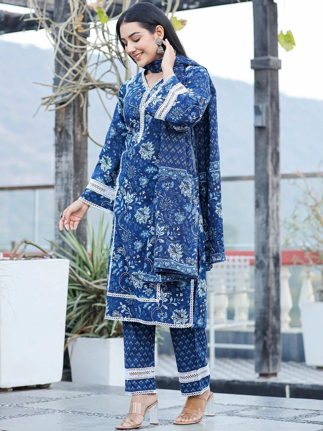 Blue-Cotton-Thread-Work-Detailing-3-Piece-Kurta-Set