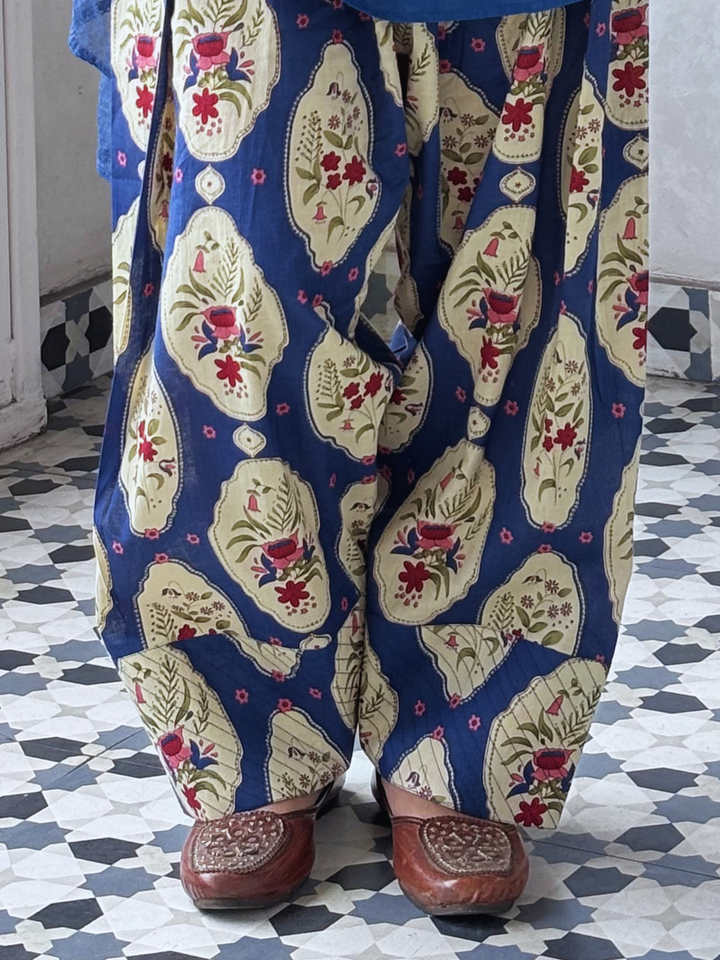 Neel Mughal Print Farshi Set