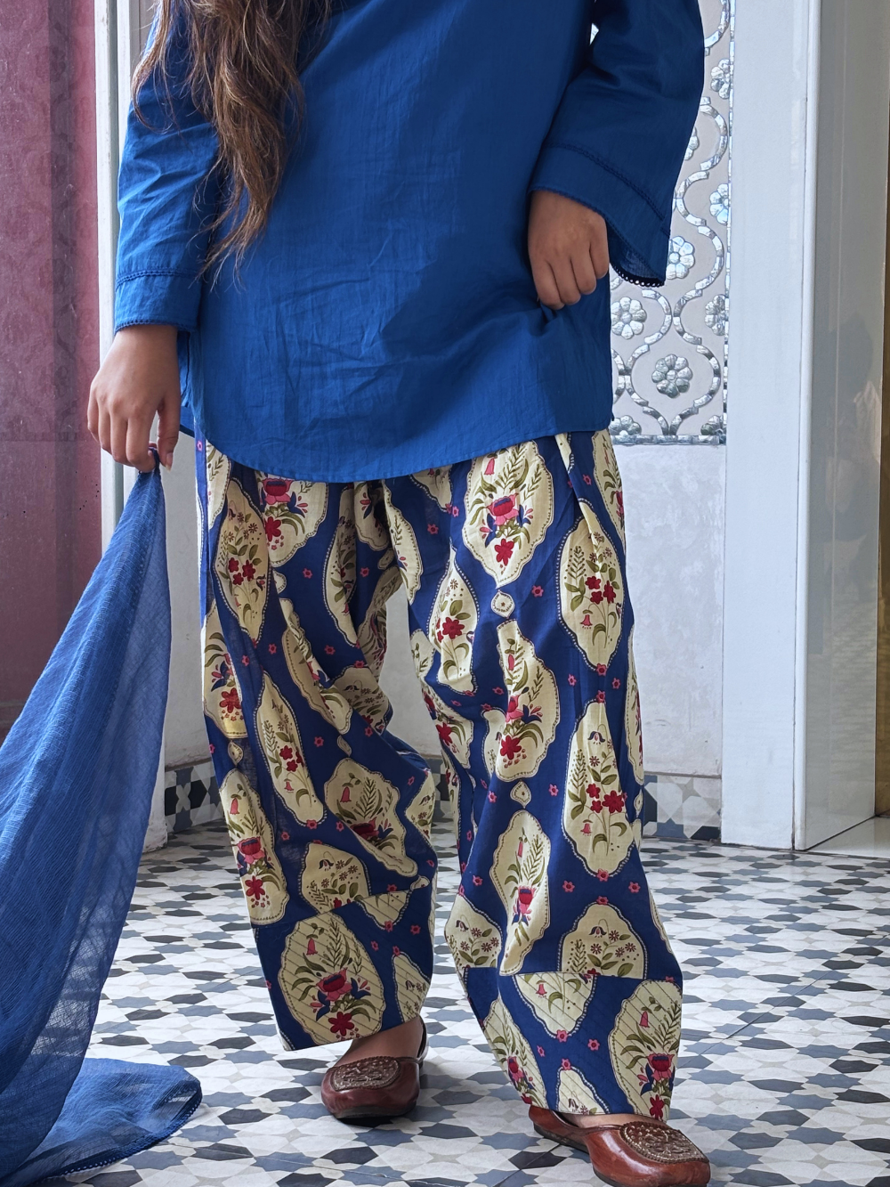 Neel Sleeved Farshi Set