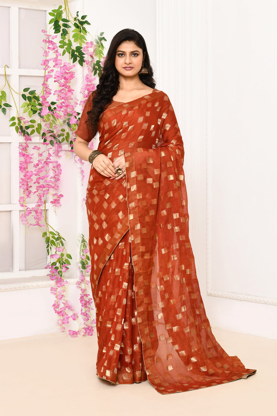 ZERESOUQ-Brick-Red-Jute-Upada-Golden-Checker-Pattern-Saree