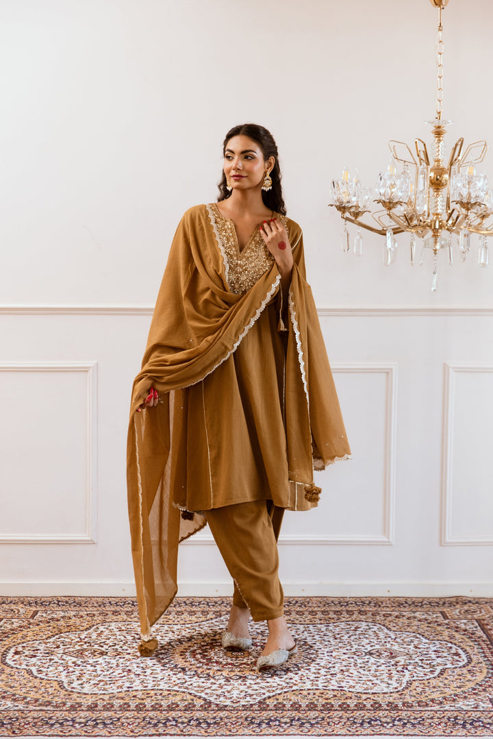 Brown-Mulmul-Anti-Fit-Anarkali-Set