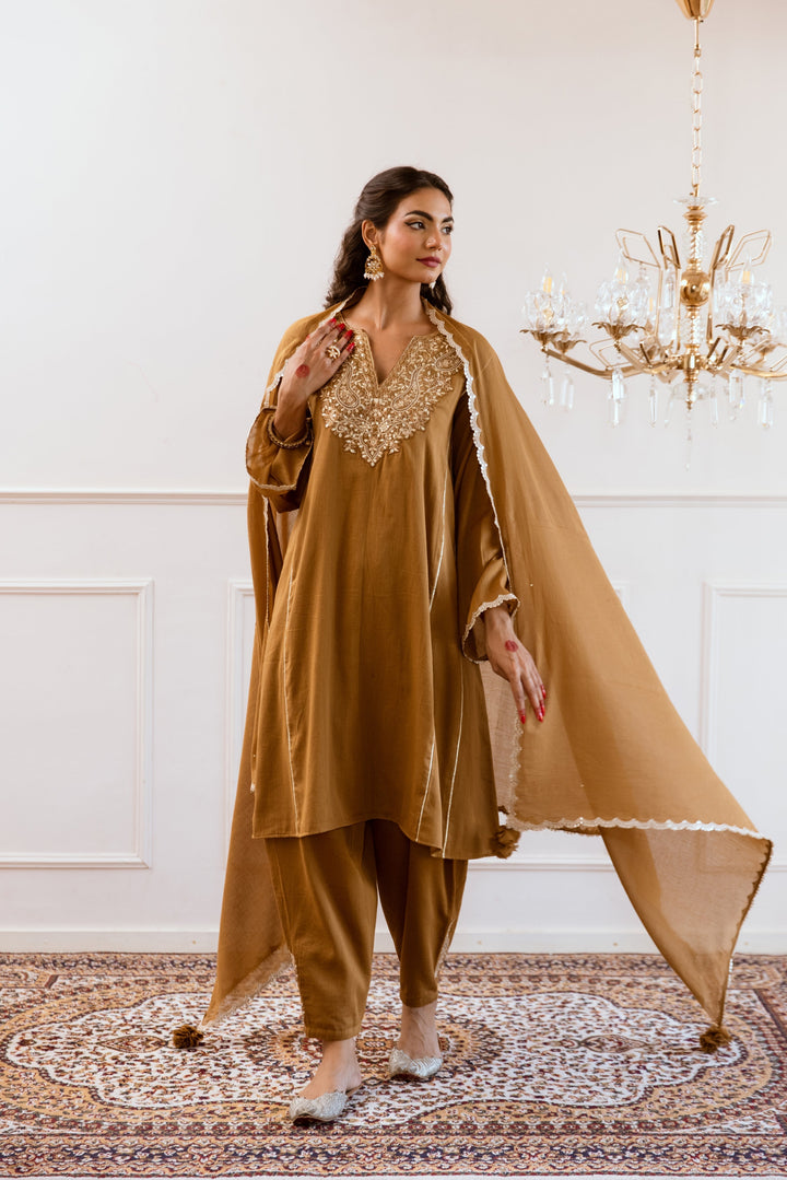 Brown-Mulmul-Anti-Fit-Anarkali-Set