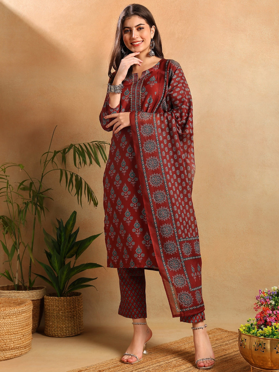 ZERESOUQ-Brown-Rayon-Blend-Floral-Printed-Straight-3-Piece-Kurta-Set