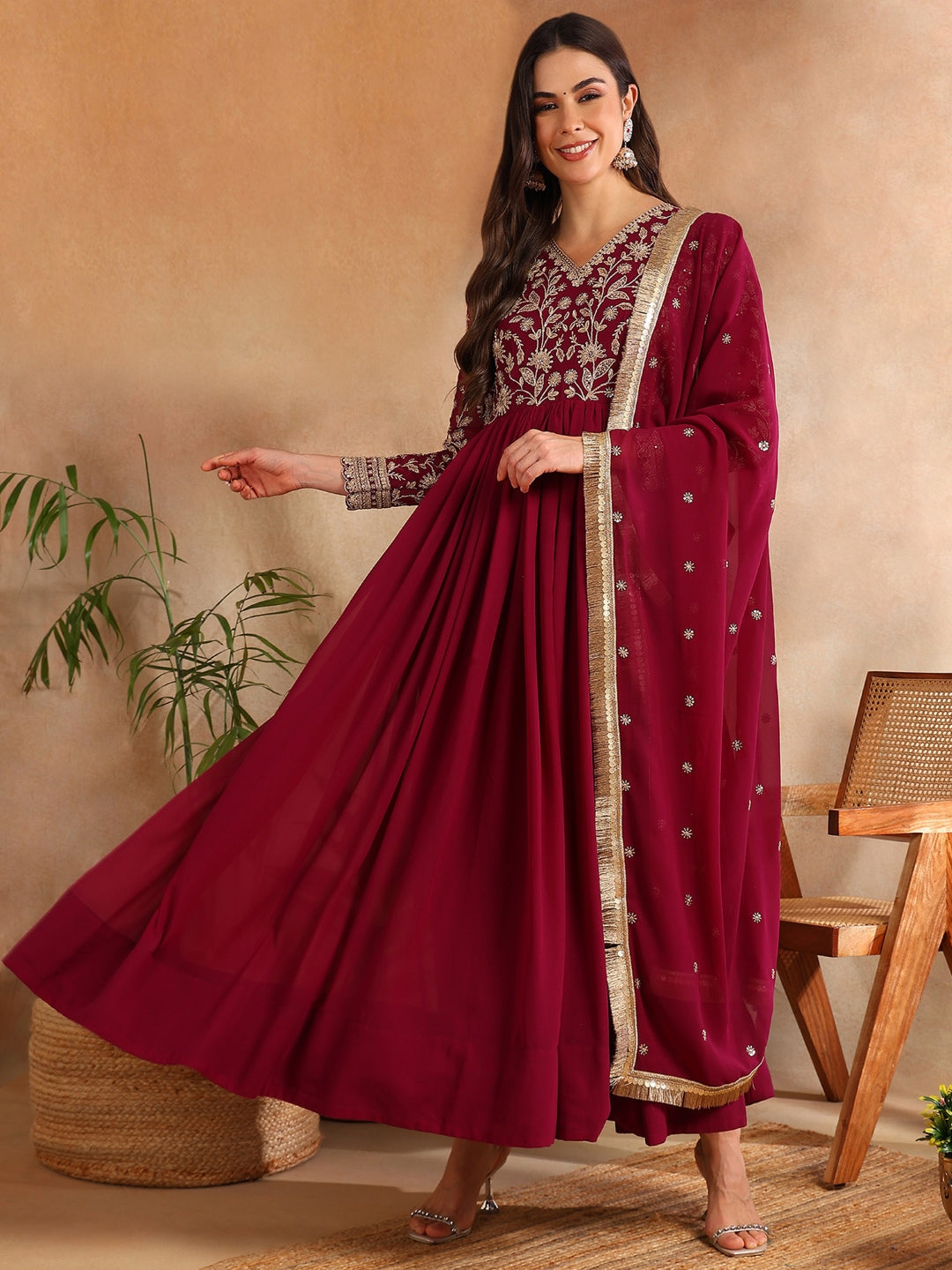 ZERESOUQ-Burgundy-Georgette-Solid-Embroidered-Anarkali-Set
