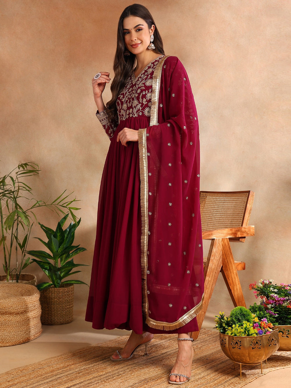 ZERESOUQ-Burgundy-Georgette-Solid-Embroidered-Anarkali-Set
