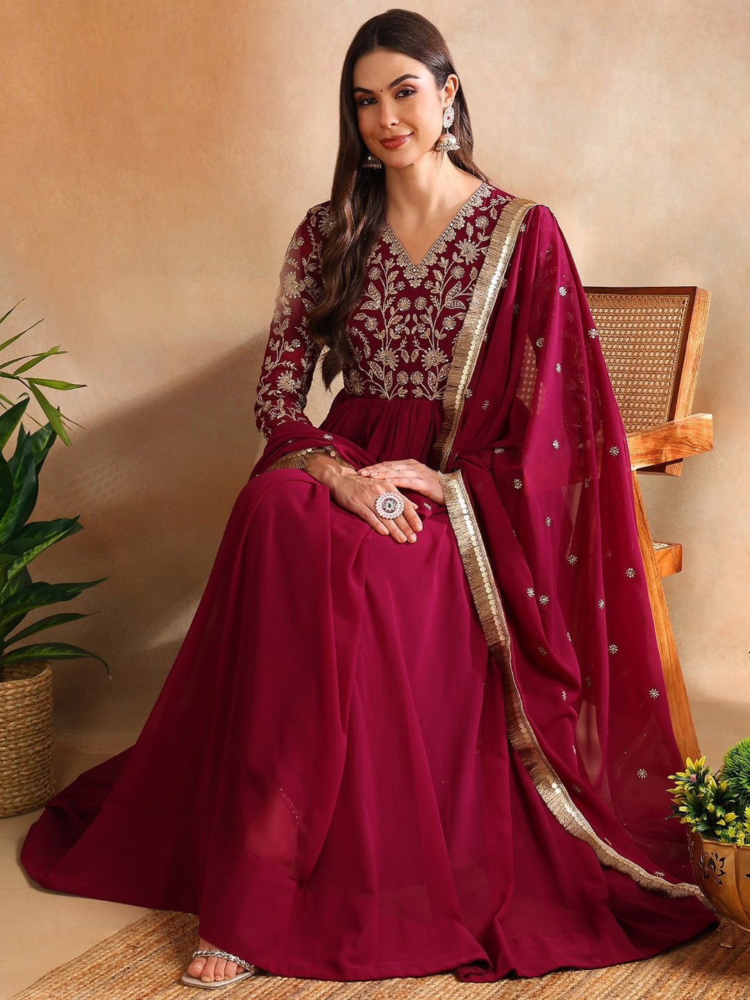 ZERESOUQ-Burgundy-Georgette-Solid-Embroidered-Anarkali-Set