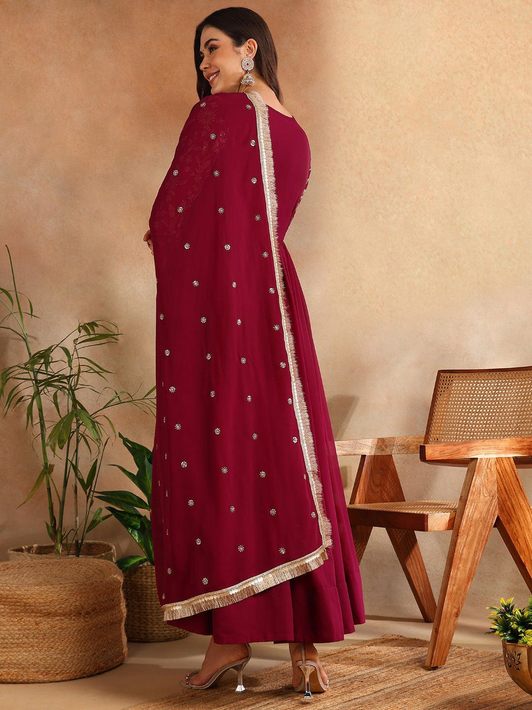 ZERESOUQ-Burgundy-Georgette-Solid-Embroidered-Anarkali-Set