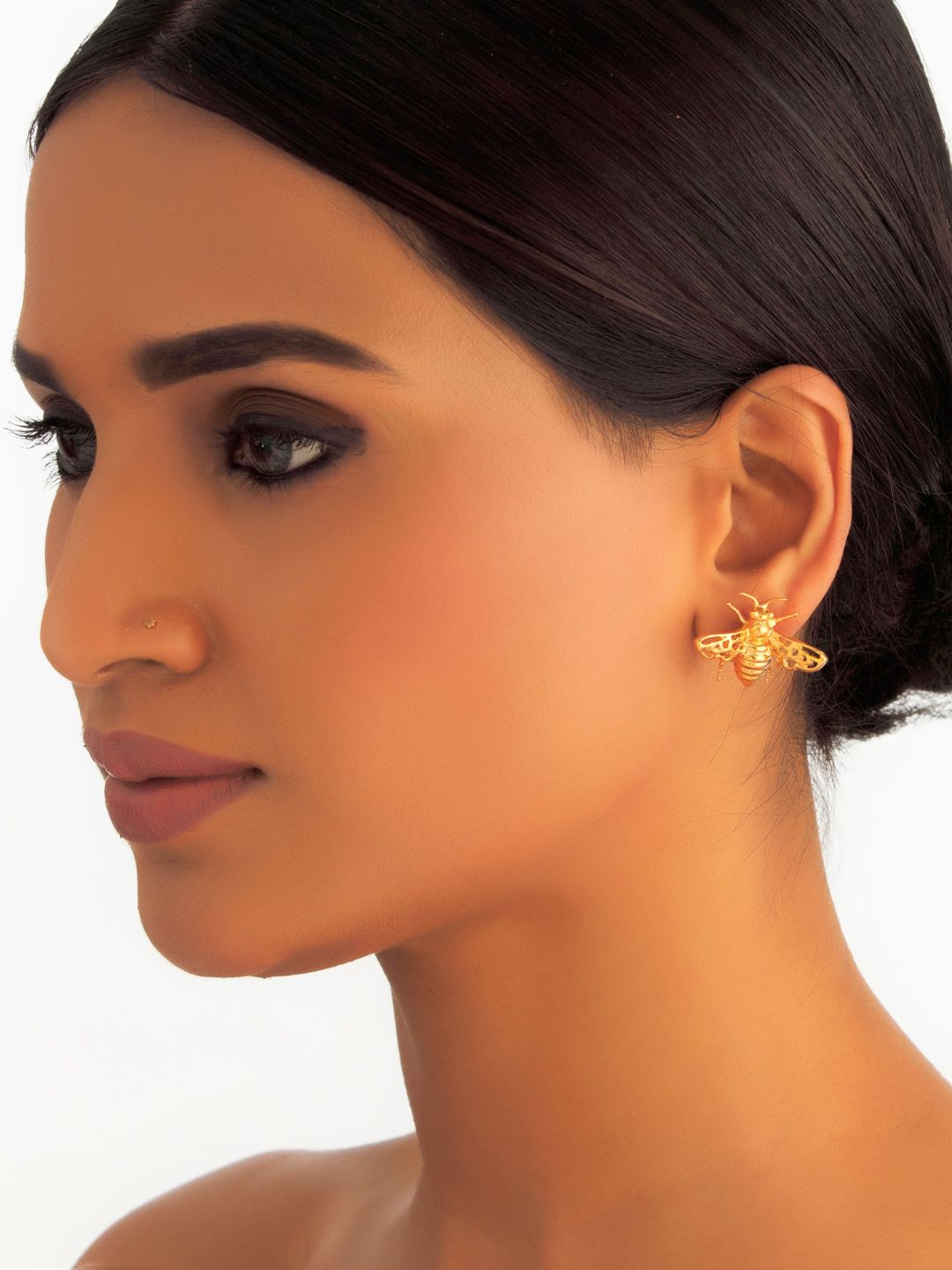 Buttercup Brass & Pearl with Gold Plated Earring