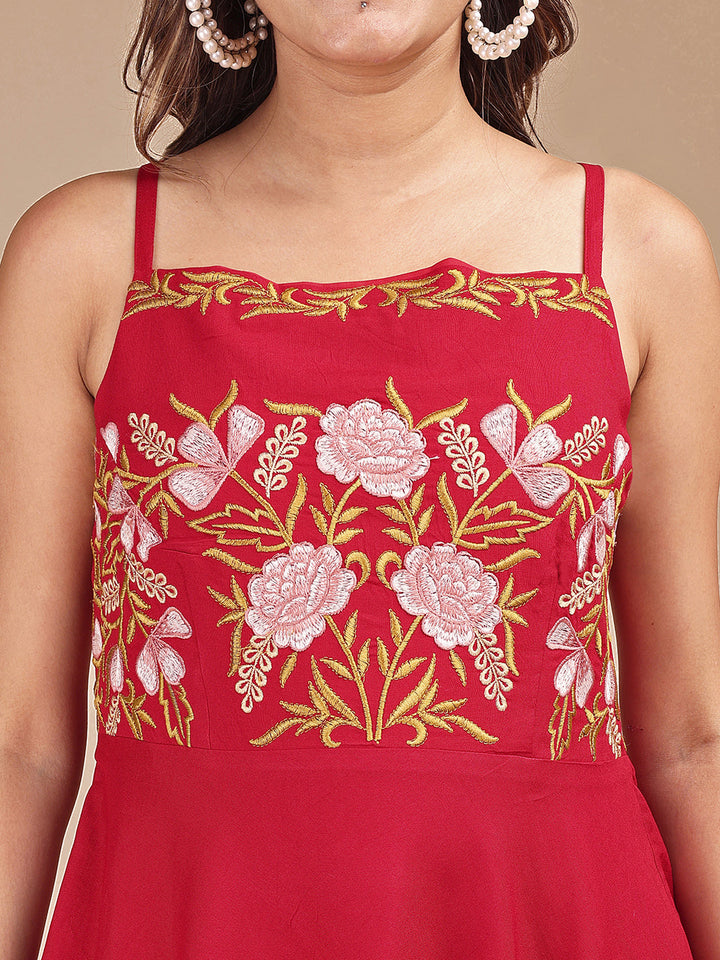 Red-Contrast-Rayon-Embroidered-Sleeveless-Co-ord-Set