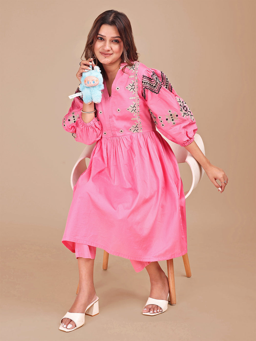 Pink-Cotton-Stylized-Thread-Work-Co-ord-Set
