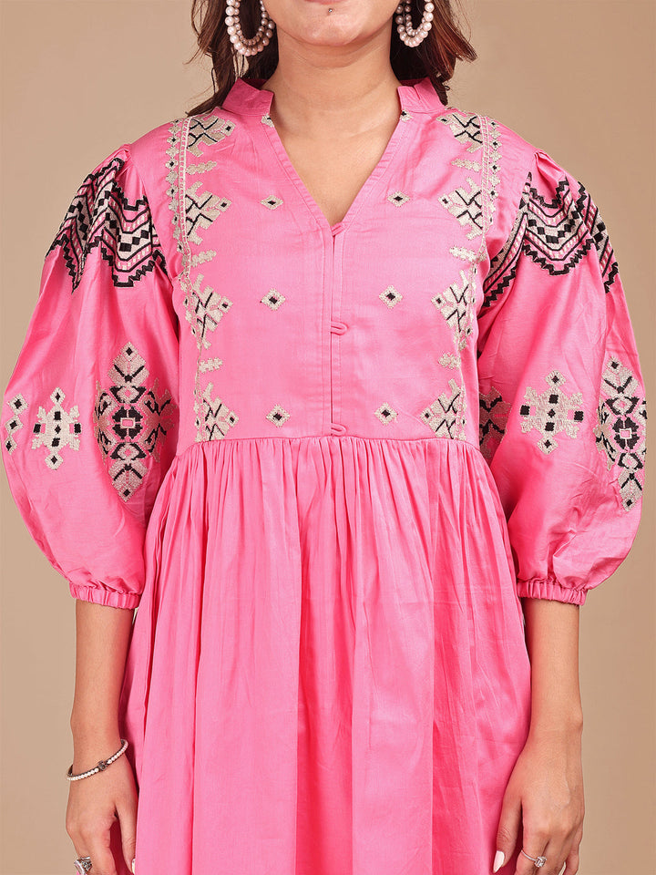 Pink-Cotton-Stylized-Thread-Work-Co-ord-Set