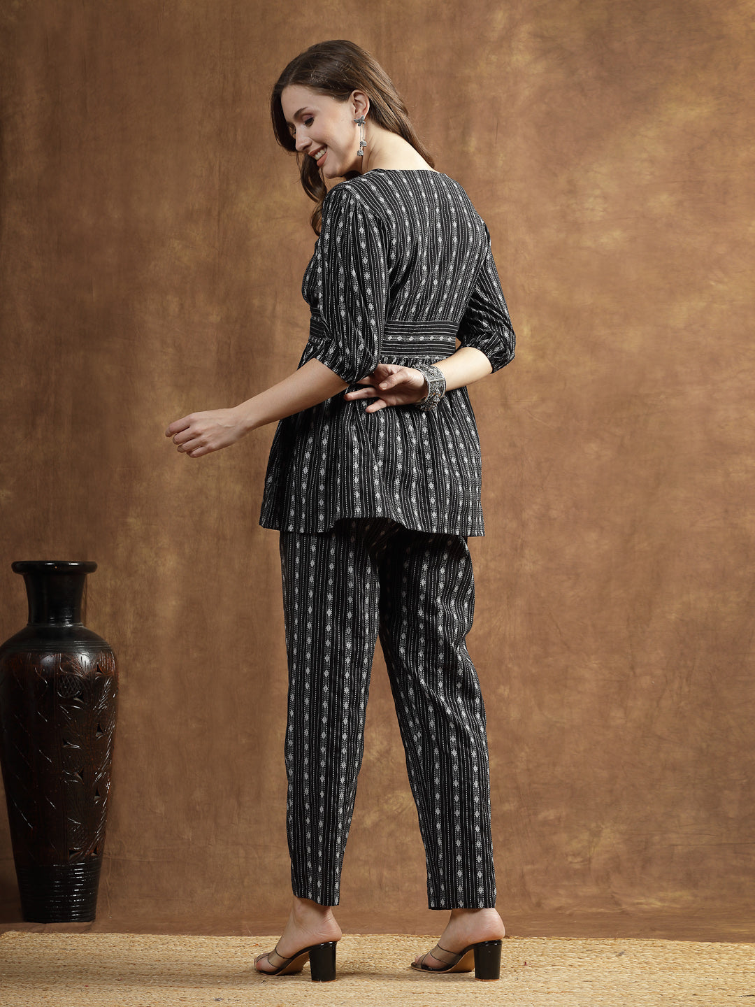 Blak-Cotton-Woven-Design-Co-Ord-Set
