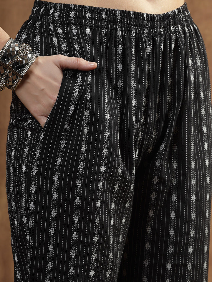 Blak-Cotton-Woven-Design-Co-Ord-Set
