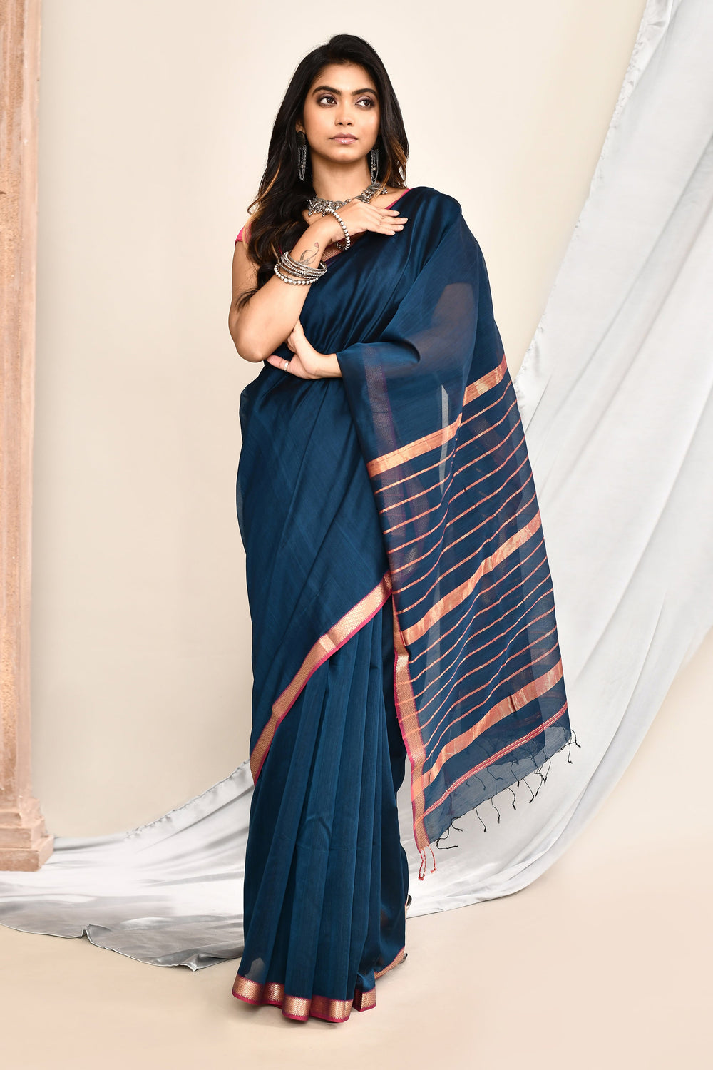 Cobalt-Blue-Maheshwari-Golden-Border-Saree