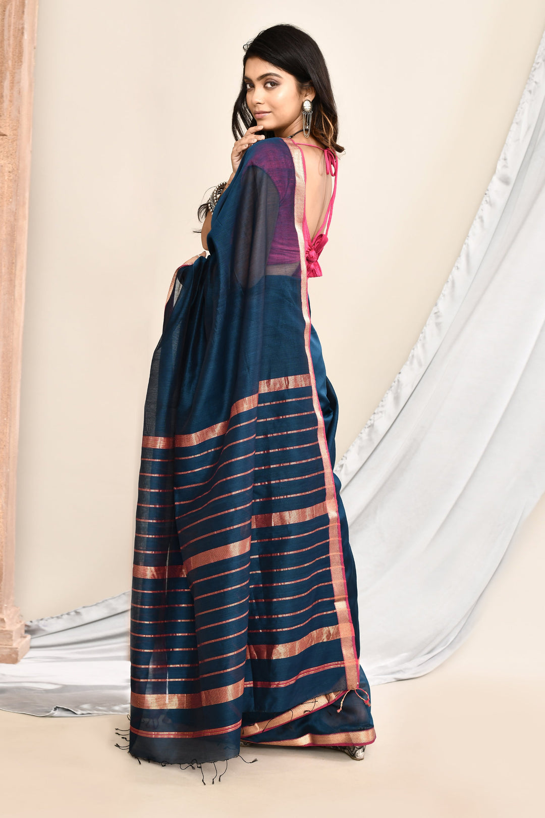 Cobalt-Blue-Maheshwari-Golden-Border-Saree