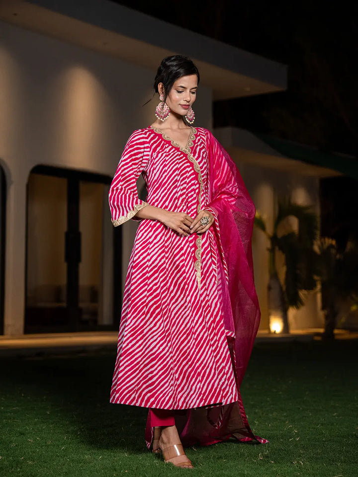 Hot-Pink-Cotton-Leheriya-Printed-3-Piece-Kurta-Set