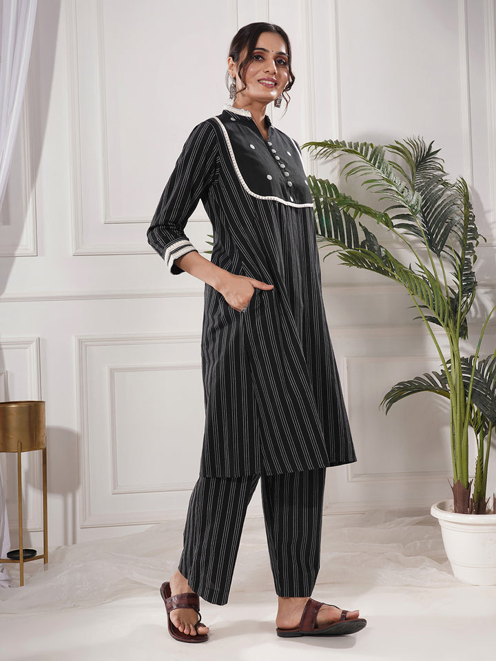 Cyana Black Cotton Kurta Only