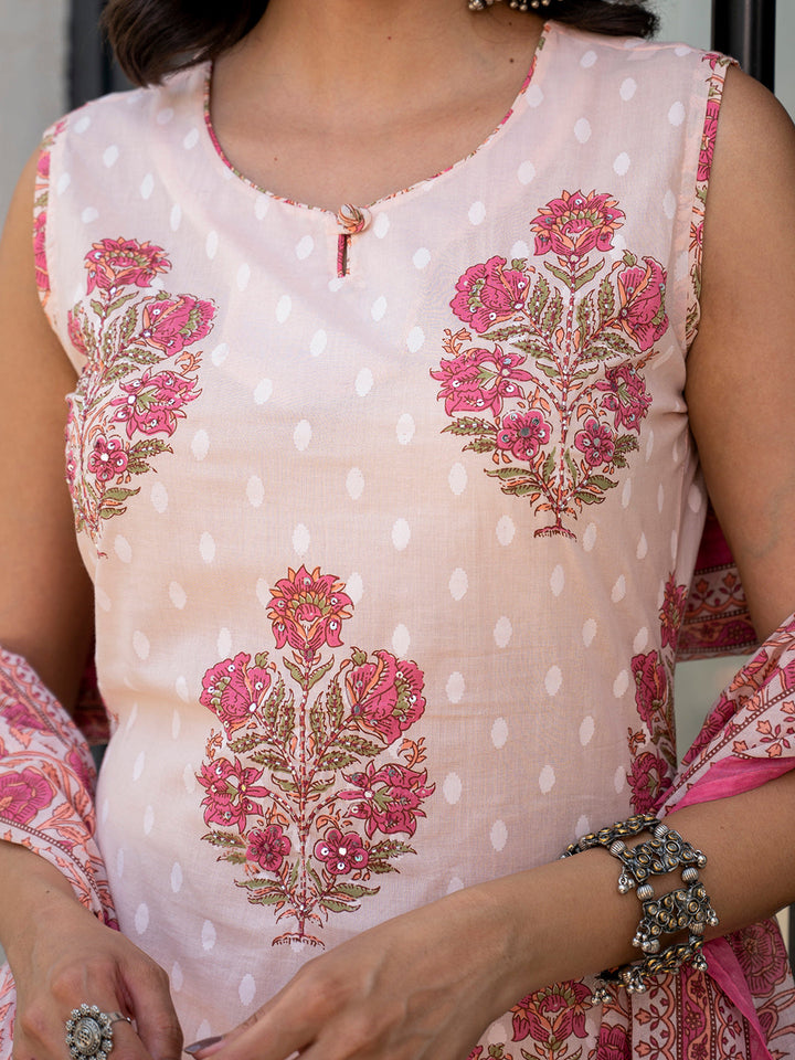 Pink-Cotton-Floral-Printed-Straight-Fit-3-Piece-Kurta-Set