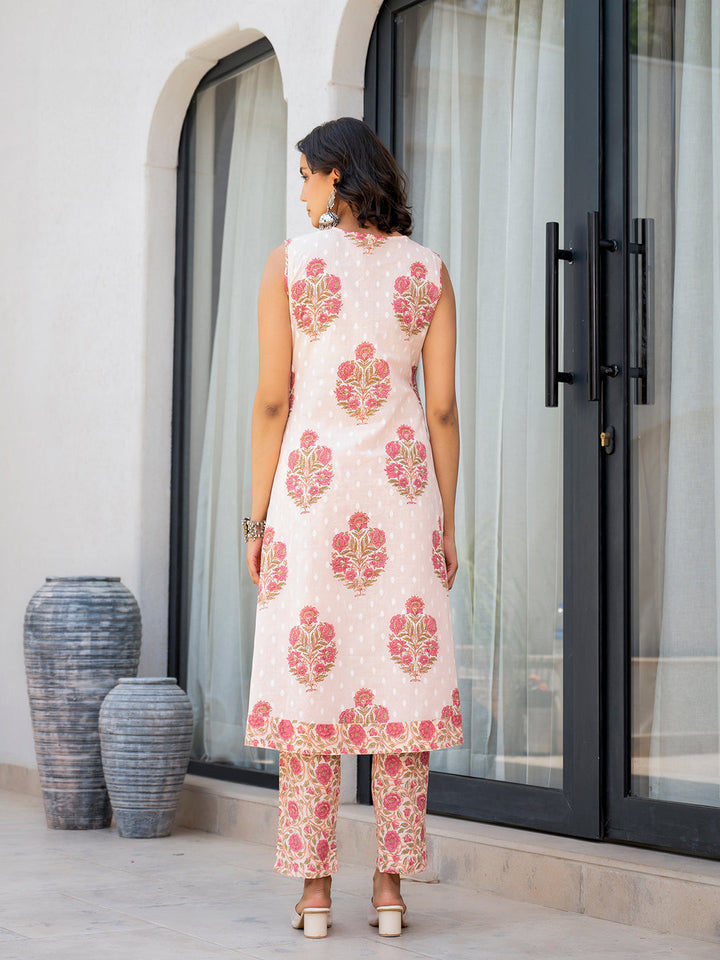 Pink-Cotton-Floral-Printed-Straight-Fit-3-Piece-Kurta-Set