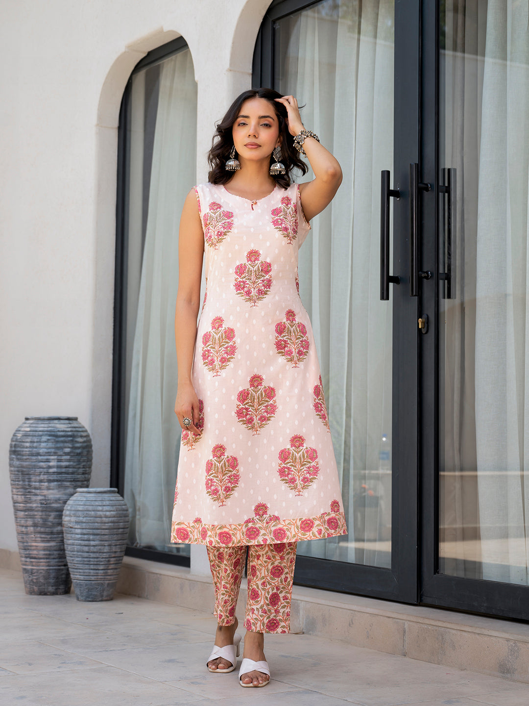 Pink-Cotton-Floral-Printed-Straight-Fit-3-Piece-Kurta-Set
