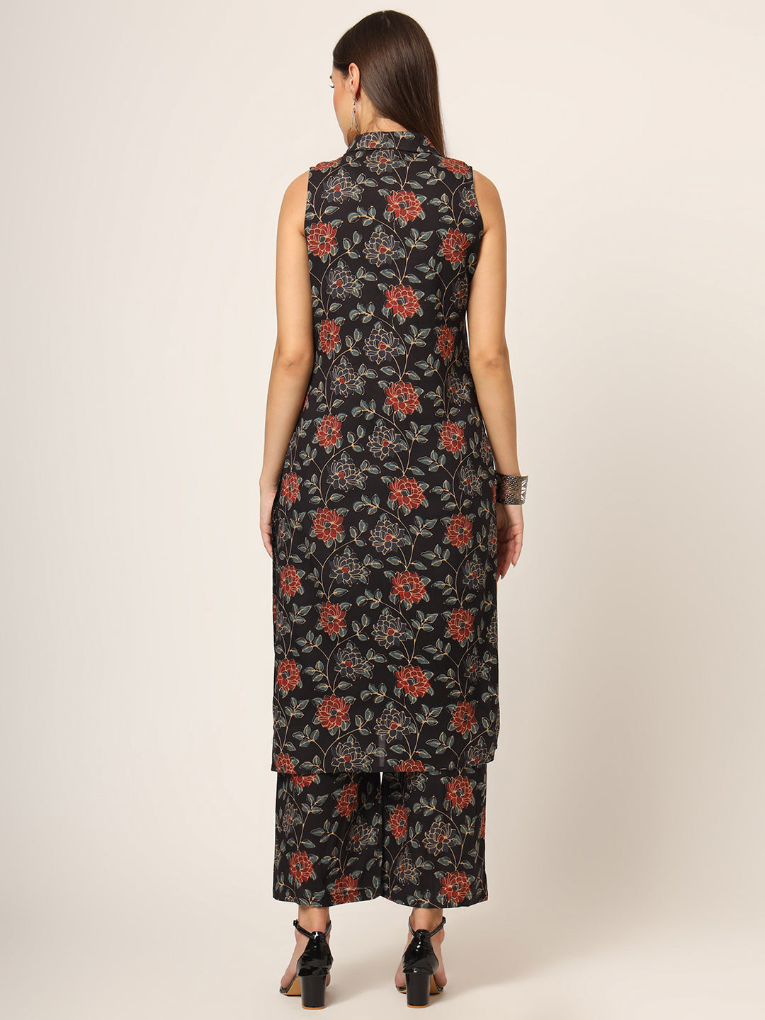 Black-Rayon-Floral-Printed-Straight-2-Piece-Kurta-Set