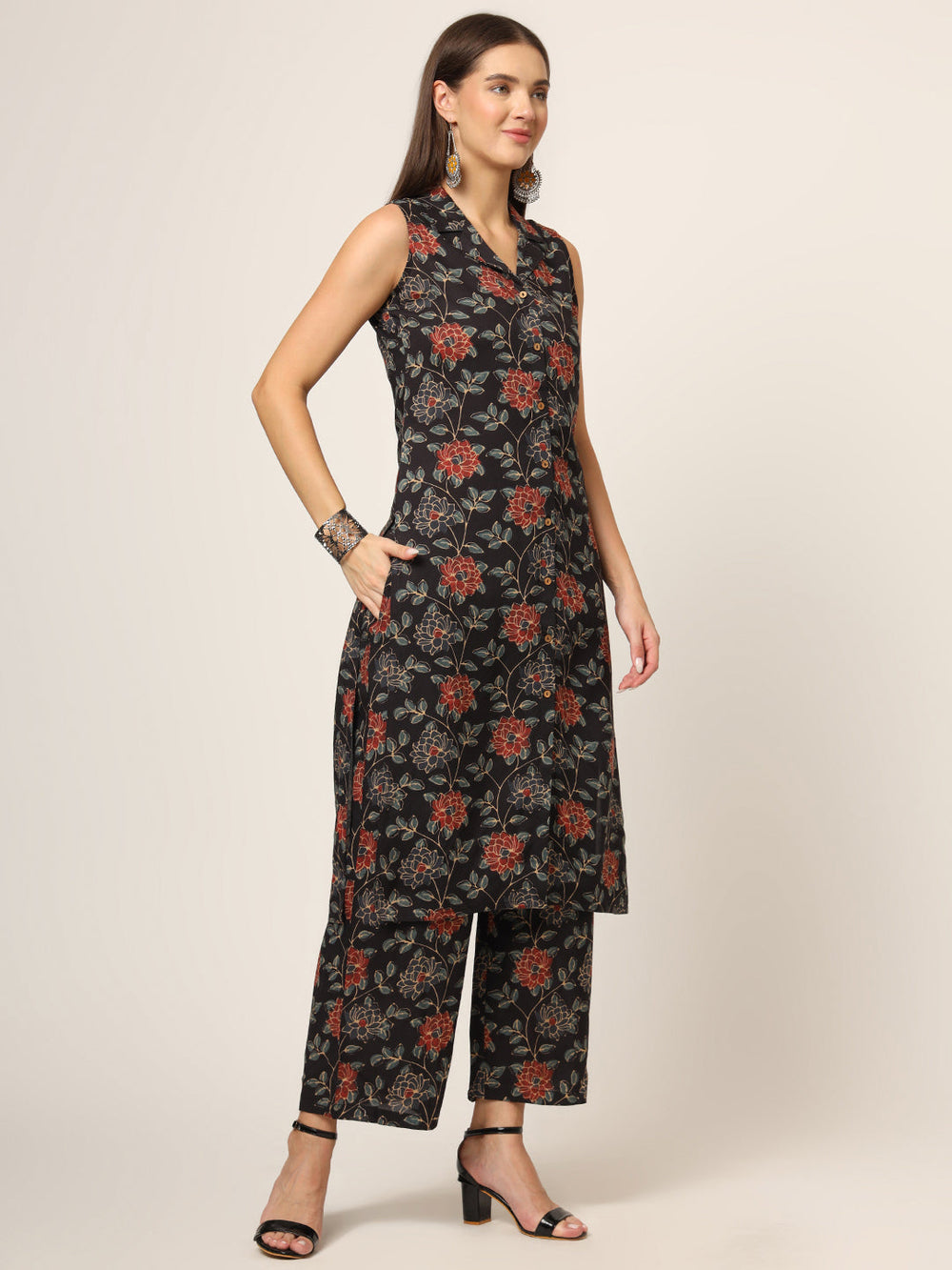 Black-Rayon-Floral-Printed-Straight-2-Piece-Kurta-Set