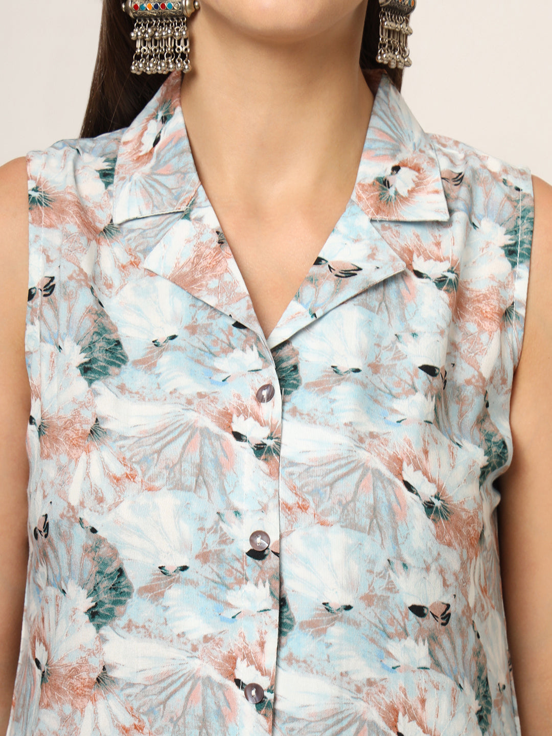 Sky-Blue-Rayon-Floral-Printed-Sleeveless-2-Piece-Kurta-Set
