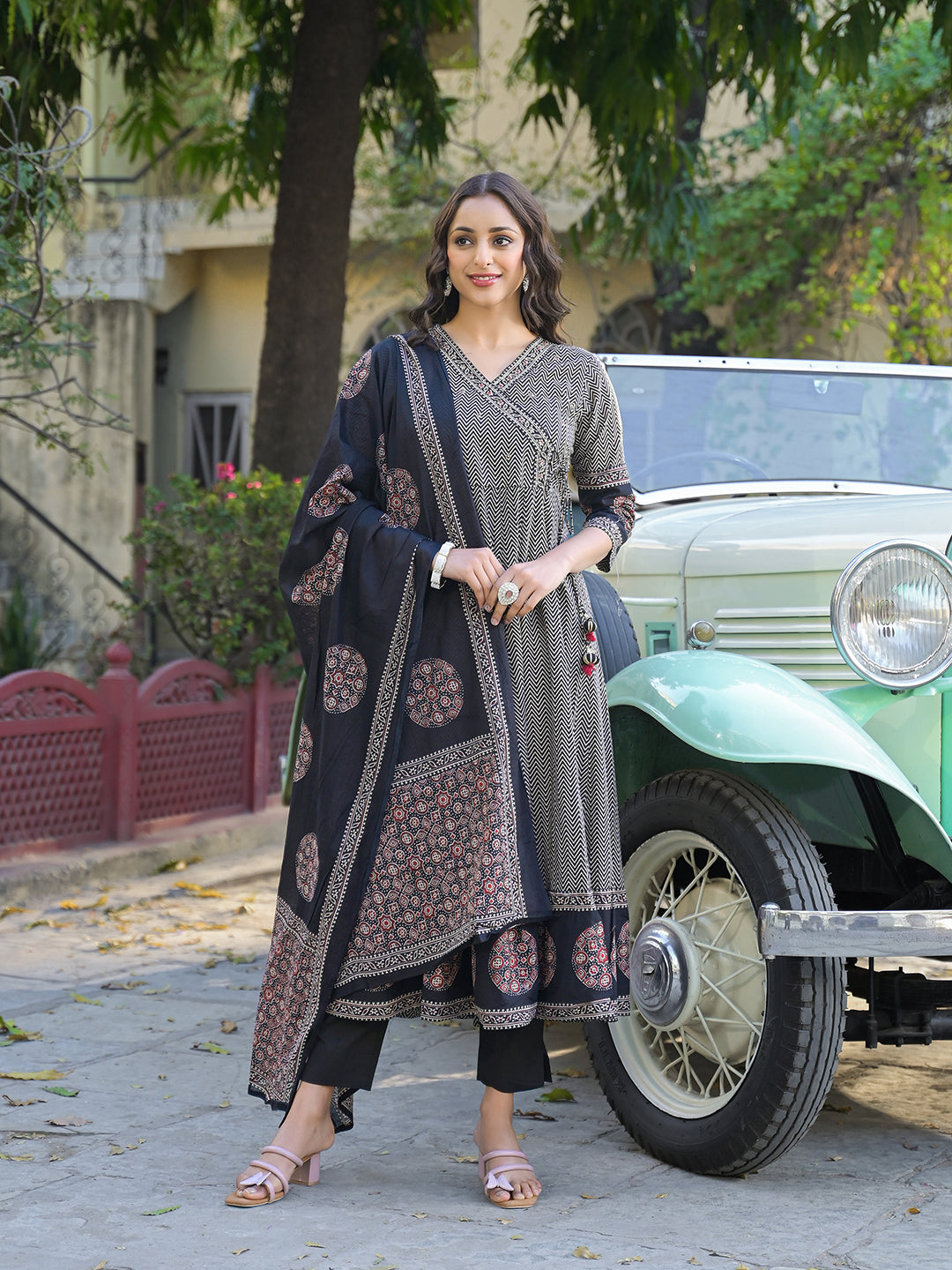 Black-Cotton-Textured-Anarkali-Kurta-Set-With-Dupatta