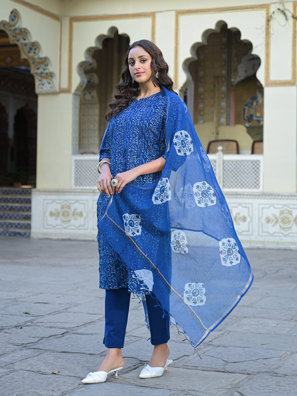 Blue-Cotton-Floral-Straight-3-Piece-Kurta-Set