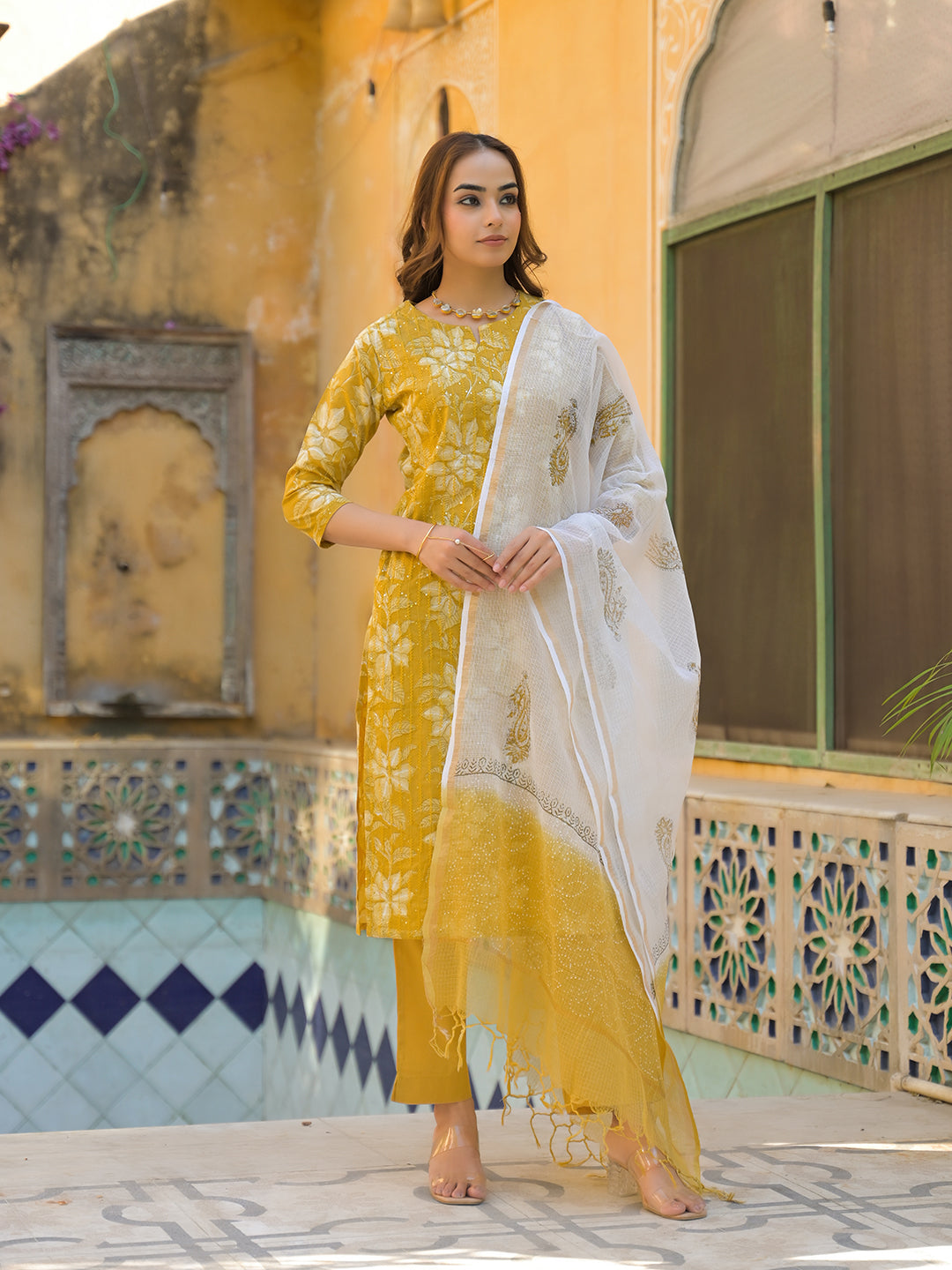 Kurta Sets for Women – ZERESOUQ